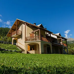 https://les-ribambelles.fr-provencehotel.com